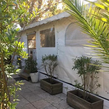 Mobilhome St Tropez 5h02