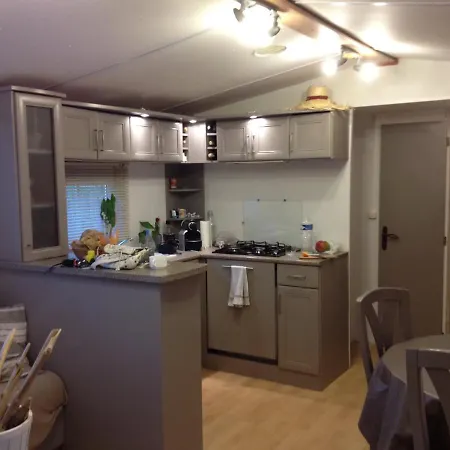 Camping Mobilhome St Tropez 5h02